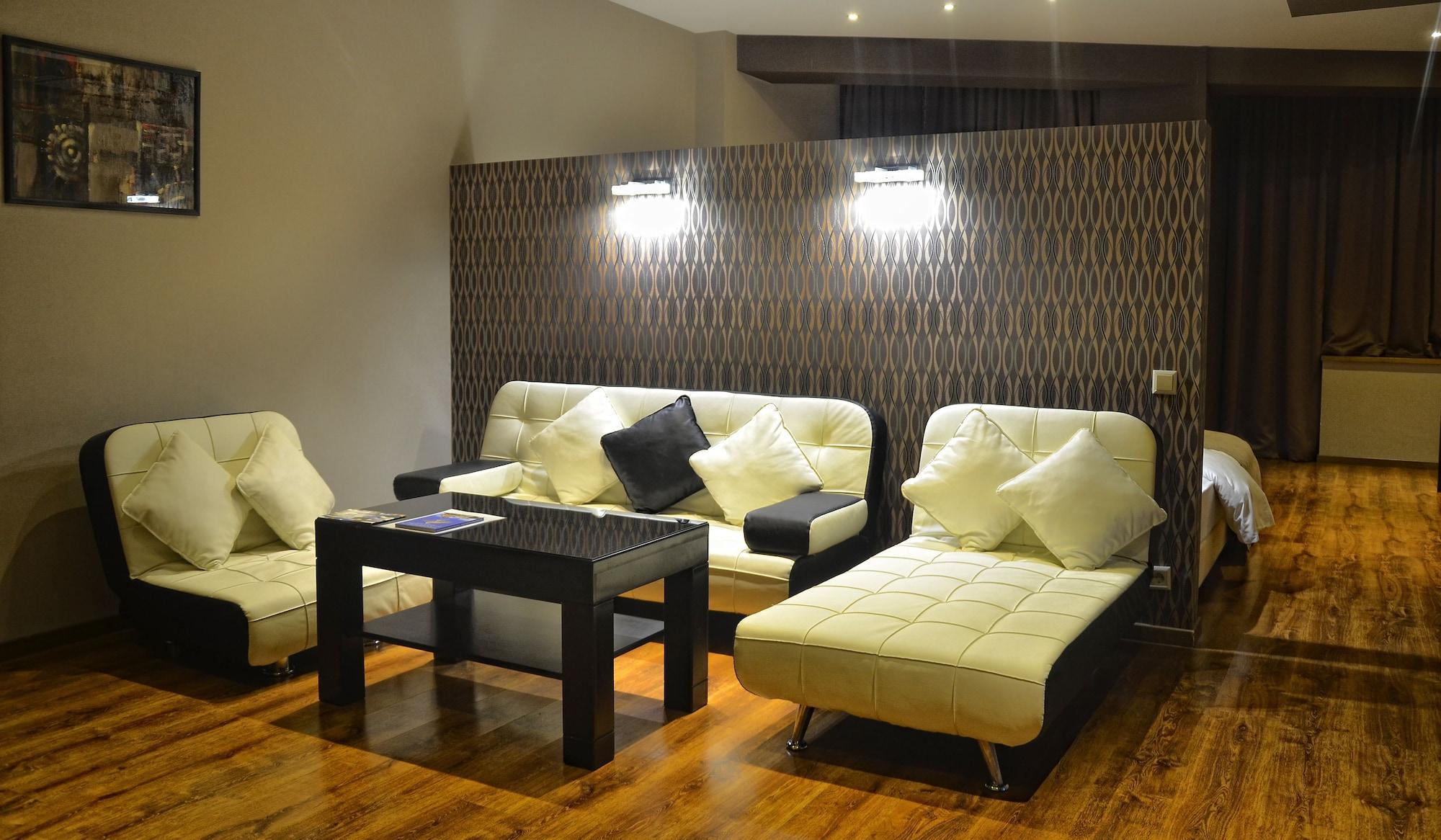 Hotel Orion Tbilisi Ngoại thất bức ảnh