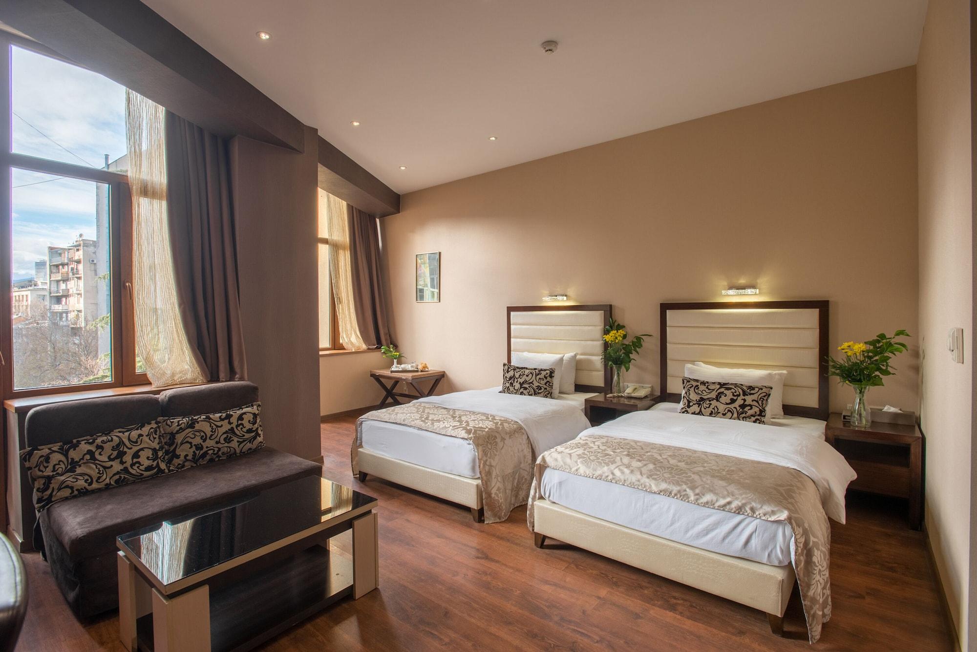 Hotel Orion Tbilisi Ngoại thất bức ảnh