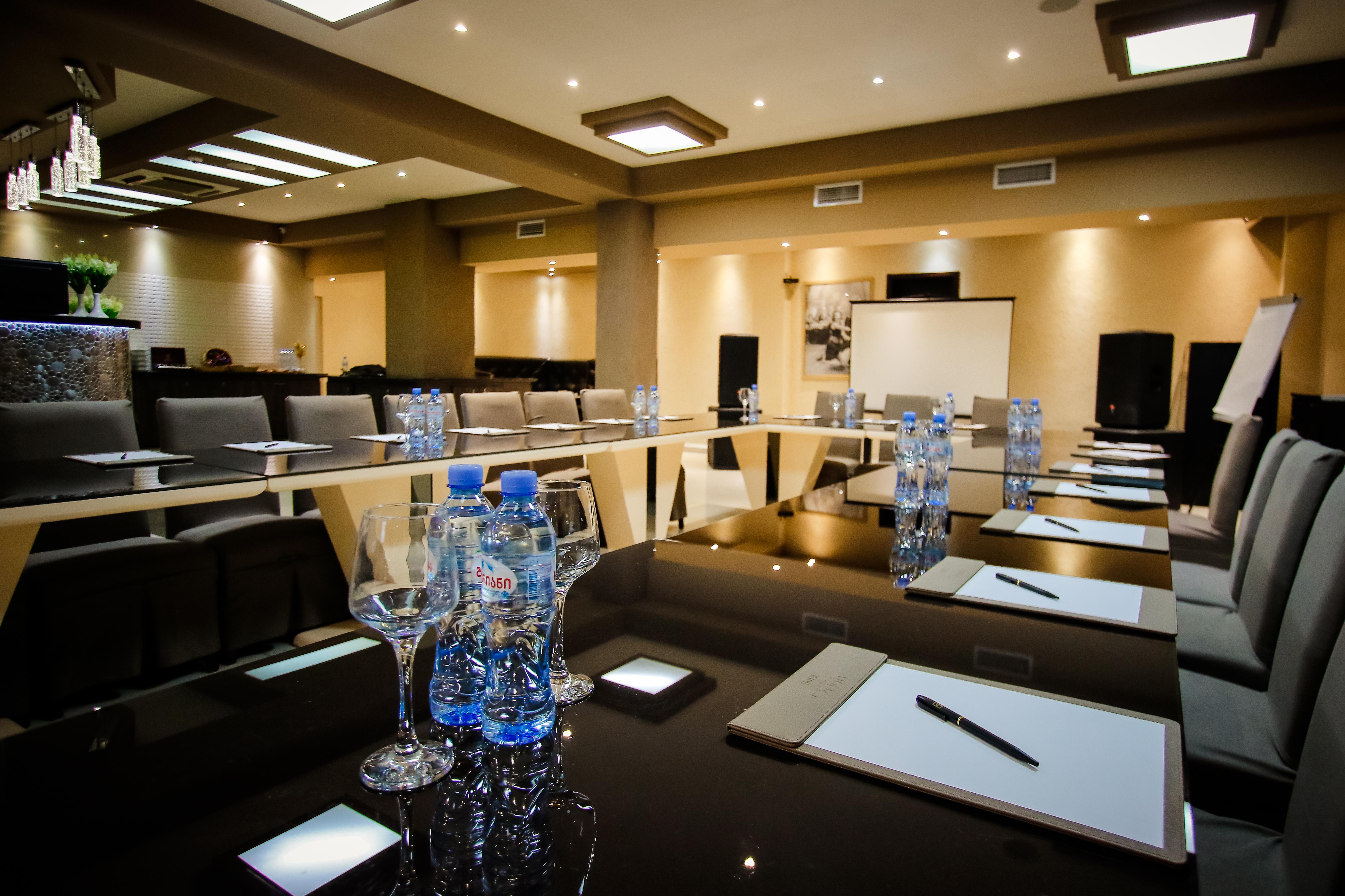 Hotel Orion Tbilisi Ngoại thất bức ảnh